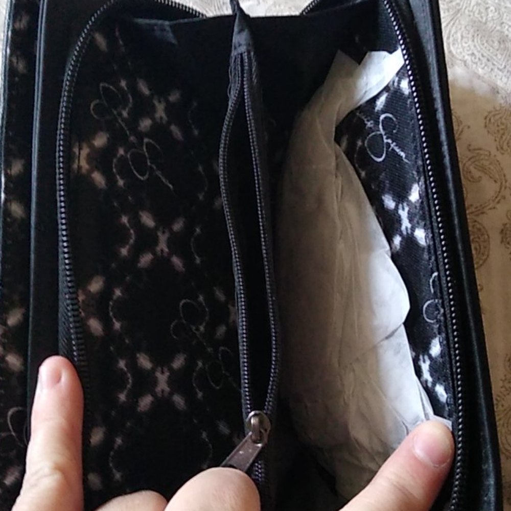 Wallet - Picture 6 of 6
